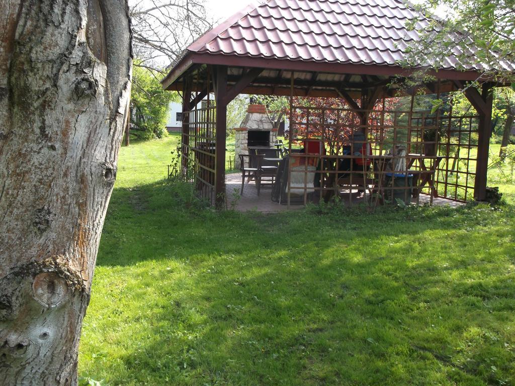 Dworek W Ogrodzie Kazimierz Dolny Bagian luar foto
